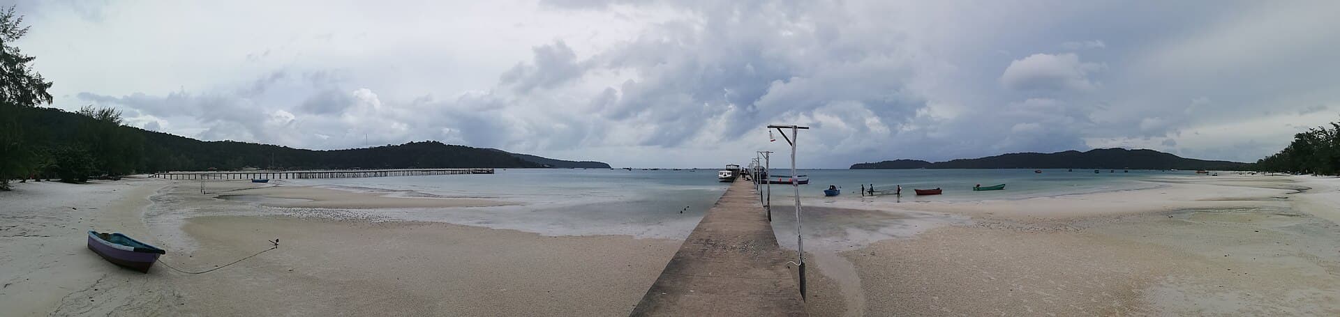 Panoramic view of Saracen Bay, Koh Rong Sanloem